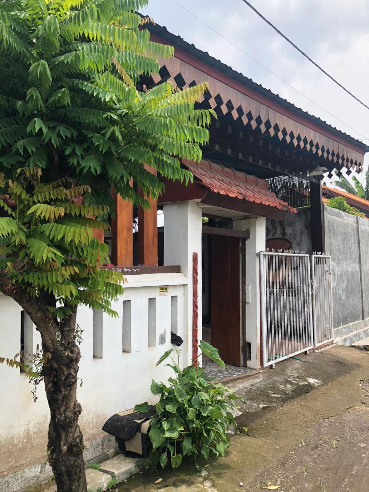 Ohana Homestay Banyuwangi Banyuwangi  Exterior photo